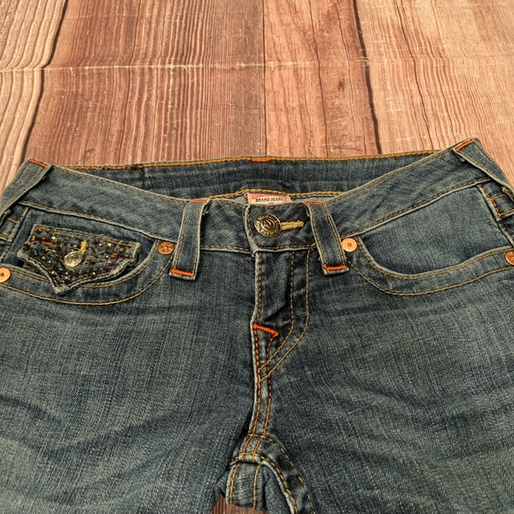 True Religion Slim Straight jeans size 25
Inseam 33-34”
98% cotton 2% Spandex - Picture 7 of 11